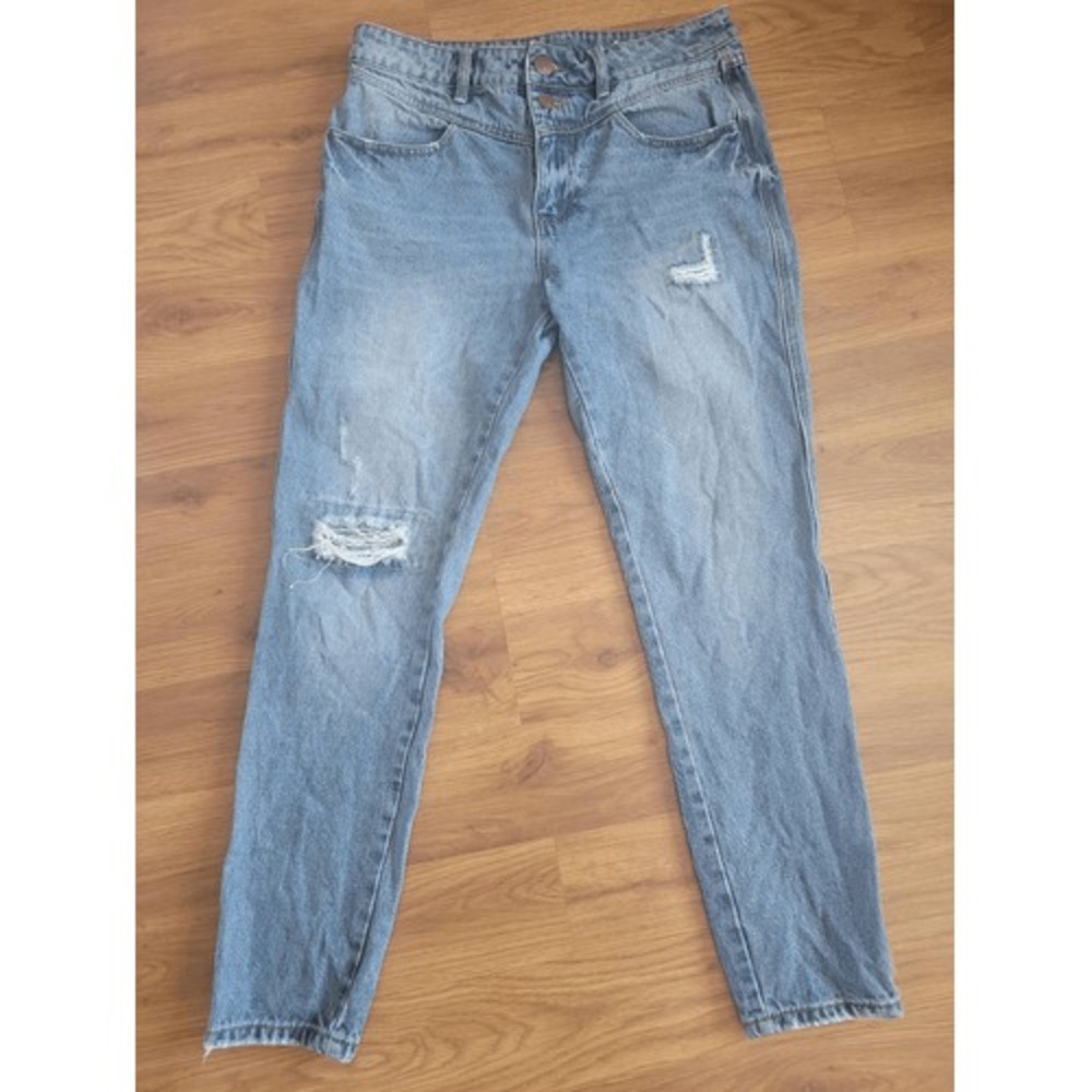 Cotton On The Boyfriend Jeans Light Wash Distressed High Rise Blue Size 4